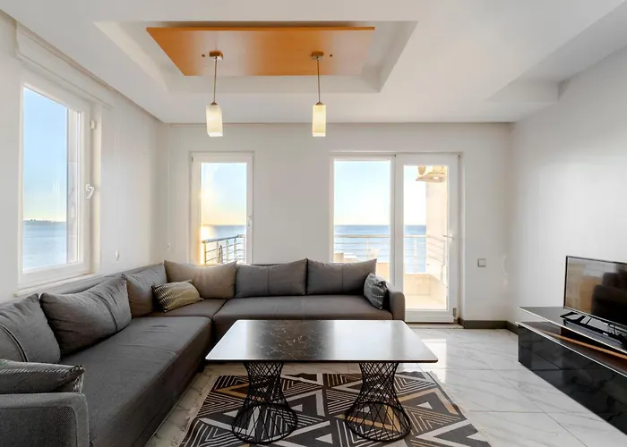 Heart Of The With Unique Views Of The Sea. Apartment Antalya